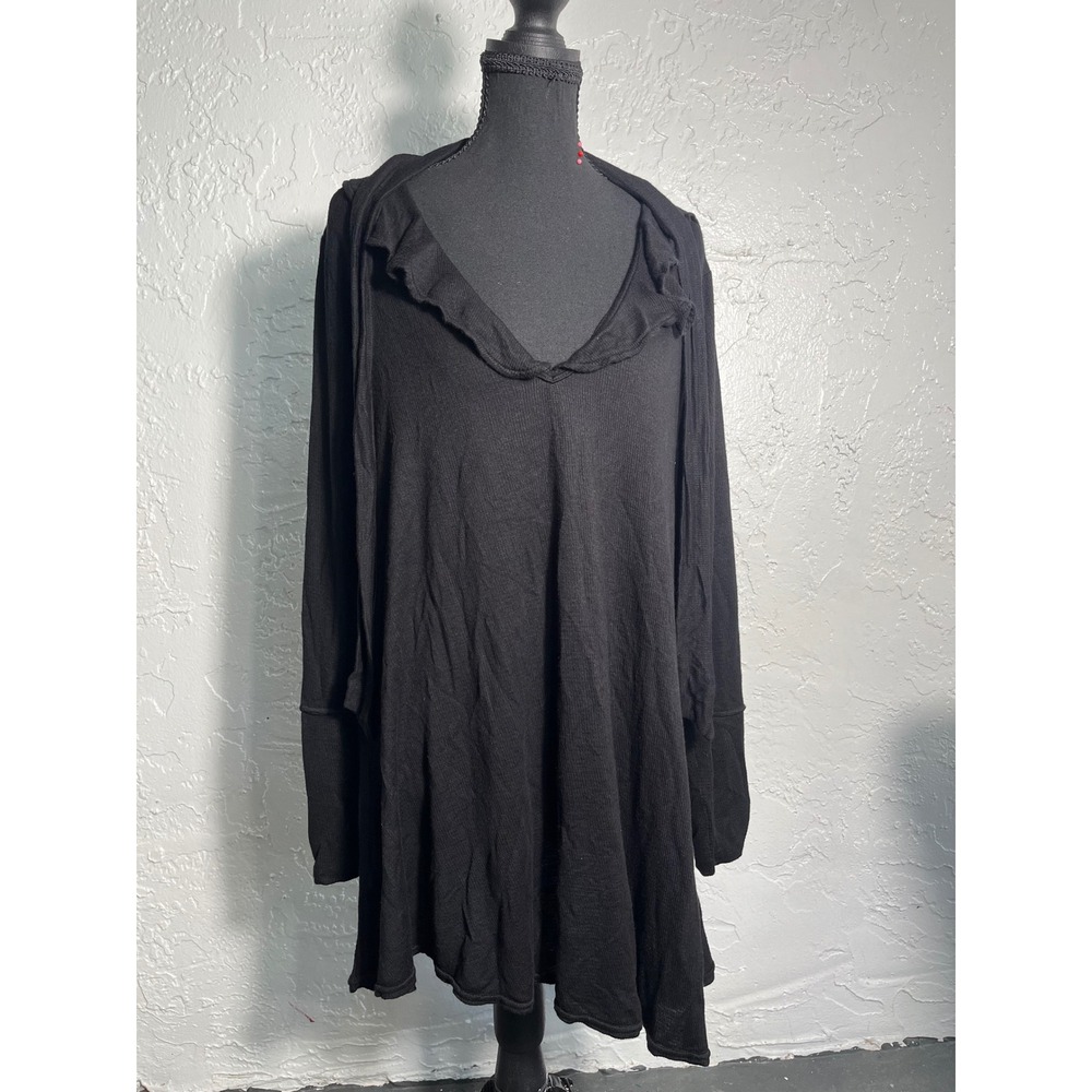 Free People Black Waffle Knit Oversized V Ruffle Tunic Large Long Sleeve Top